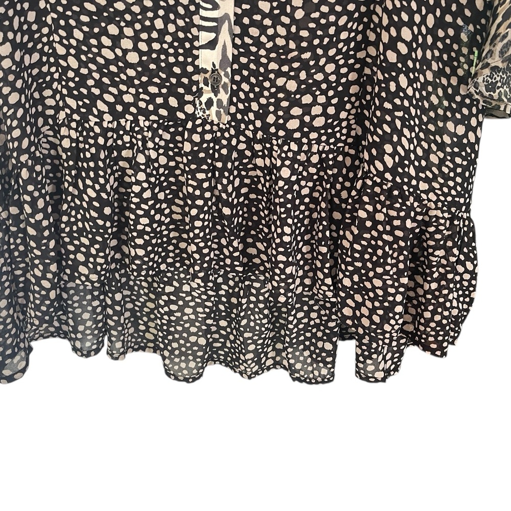 Umgee Women’s size Medium Black and White Polka Dot Blouse flutter sleeve - Picture 4 of 6